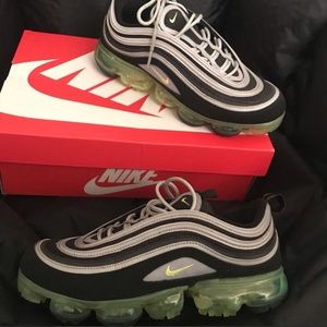 Nike Air Vapormax ‘97/Perfect Condition/“Like NEW”